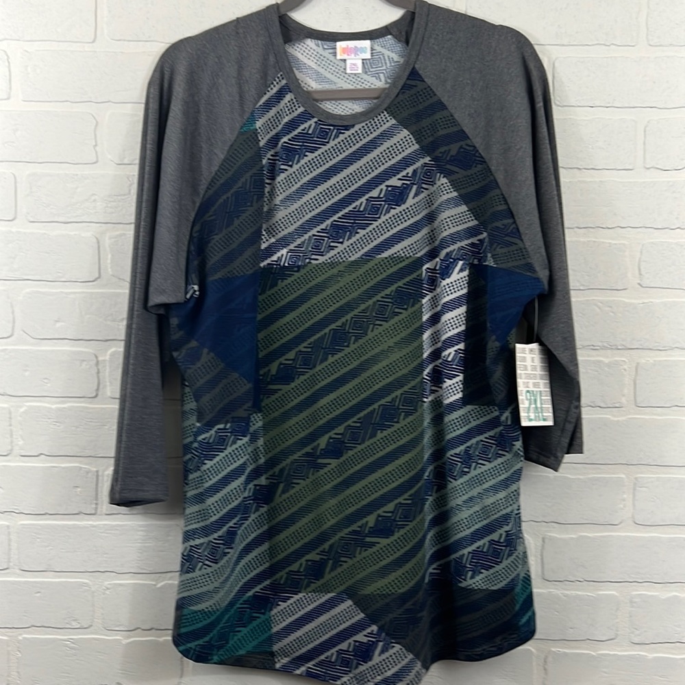 LuLaRoe Randy 3/4 sleeve shirt - NWT 2XL